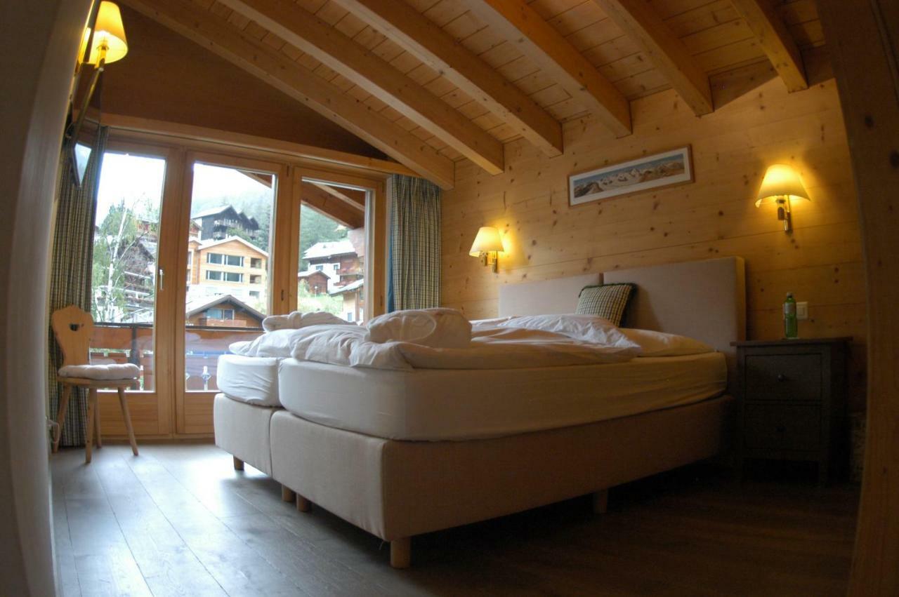 Chalet Guggenbiel Цермат Екстериор снимка